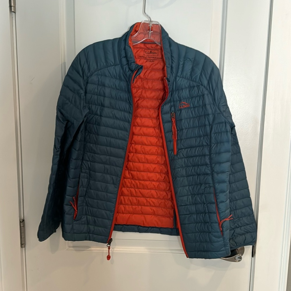 L.L BEAN BIYS KIDS LIGHT JACKET BLUE ORANGE LIKE NEW SIZE 14-16 LARGE